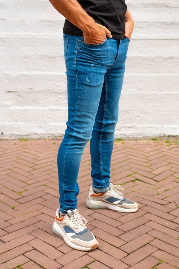 Skinny jeans zijkant