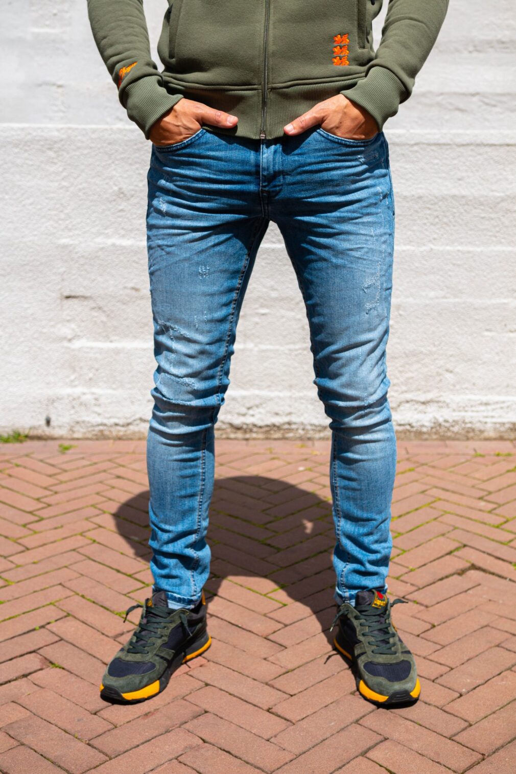 Stretch Jeans Lichtblauw, Slim Fit, Kapotte Stukjes