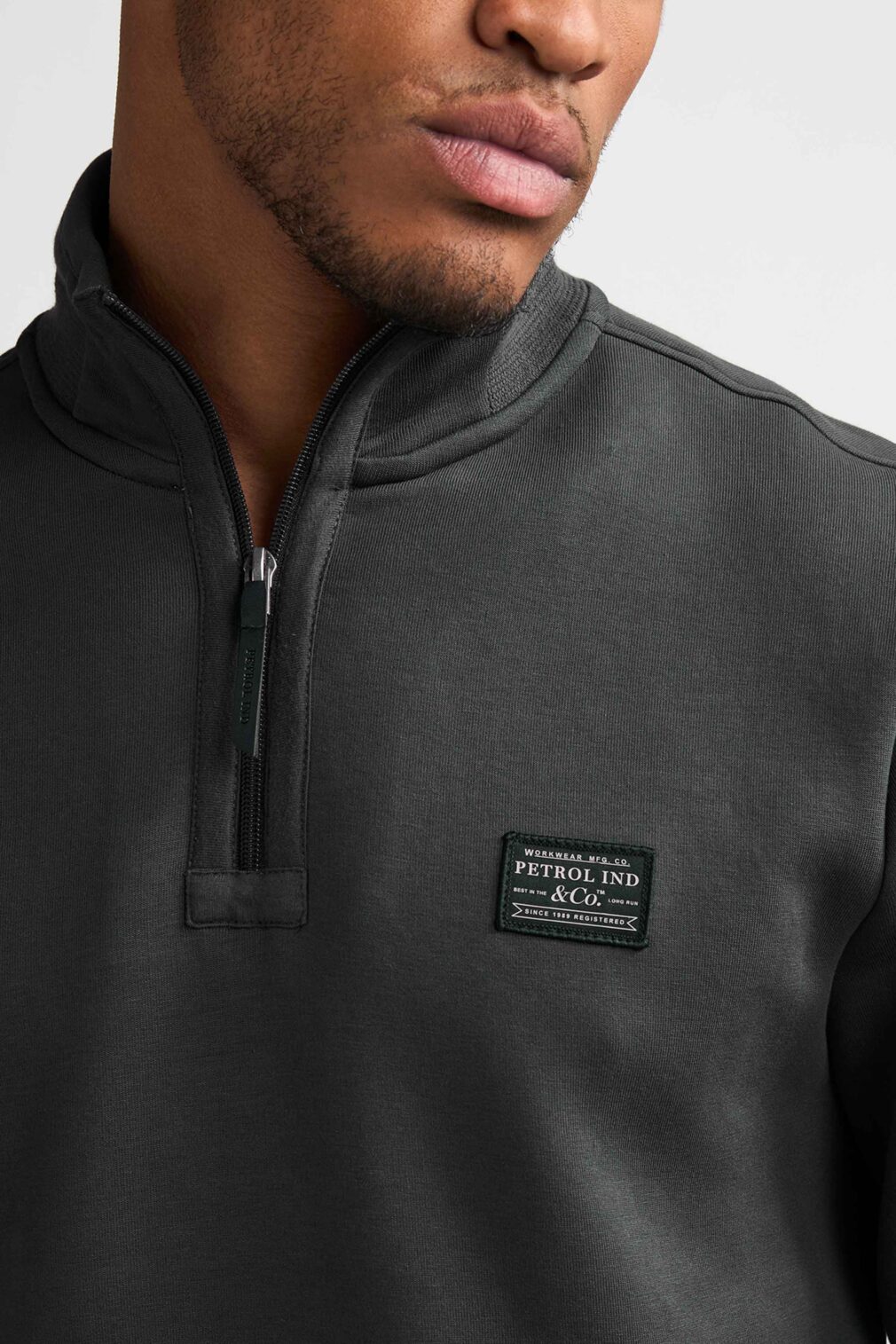 Petrol Zipper Sweater Dark Grey